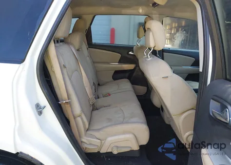 2011 Dodge Journey Mainstreet z USA, uszkodzony, nr VIN 3D4PG1FGXBT527976